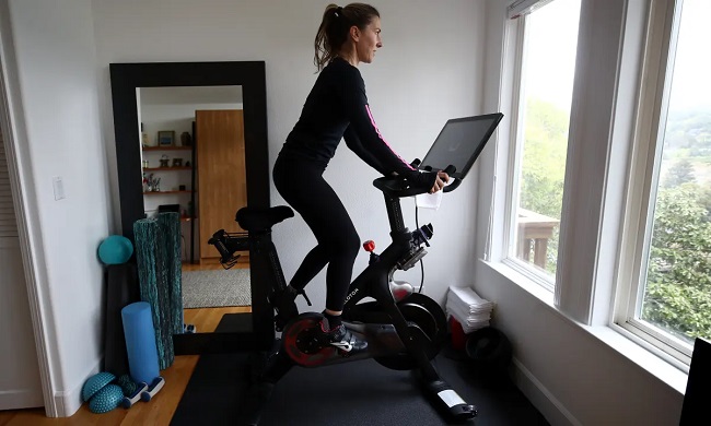Peloton Shares Collapse as Momentum for its at-Home Fitness ...