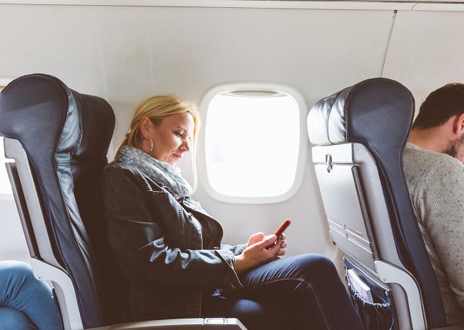 Woman Praised for Refusing to Switch Plane Seats