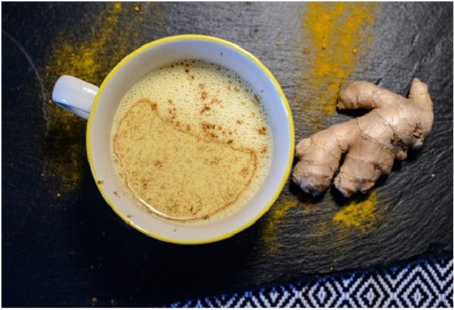 How Does Turmeric Milk Help With Cough?