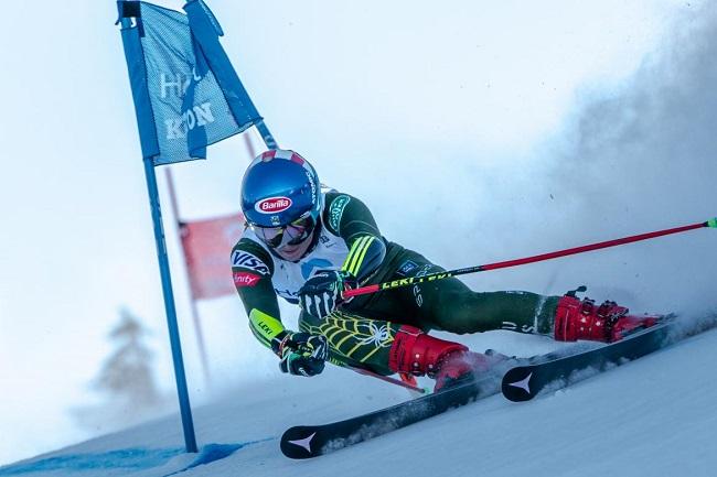 Difference Between Giant Slalom and Downhill.