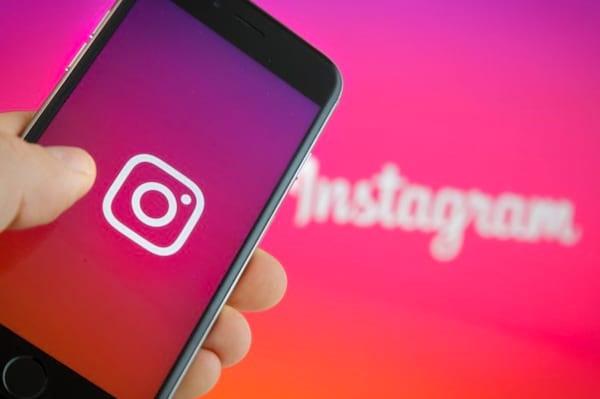 Does Instagram Notify Someone If You Screen Record Their Story?